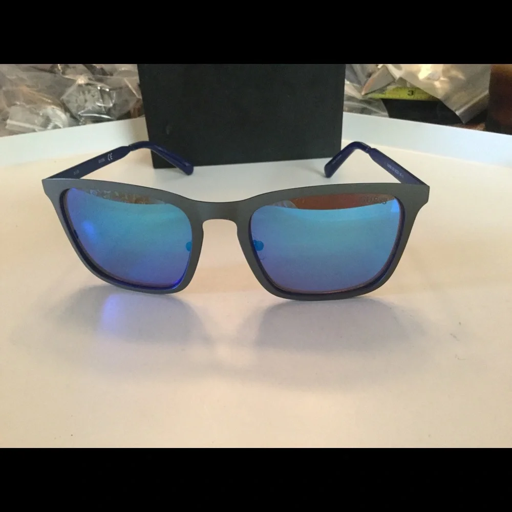 GUESS AARON MENS SUNGLASSES BLUE MIRROR PRE-OWNED